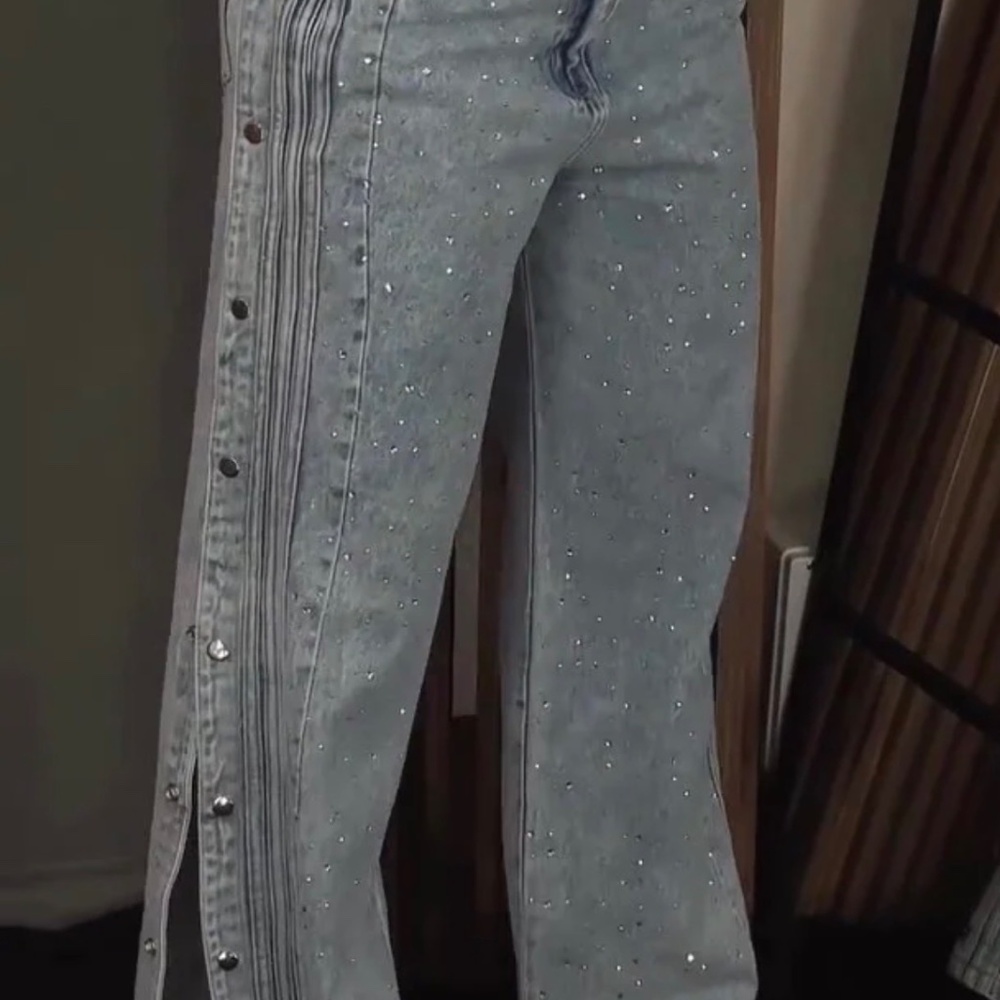 High-Waisted Rhinestone Embellished Side Button Jeans - Picture 4 of 5